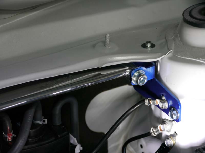 CUSCO CUSCO Front Strut Brace Type-OS / Suzuki Swift Sport ZC32S